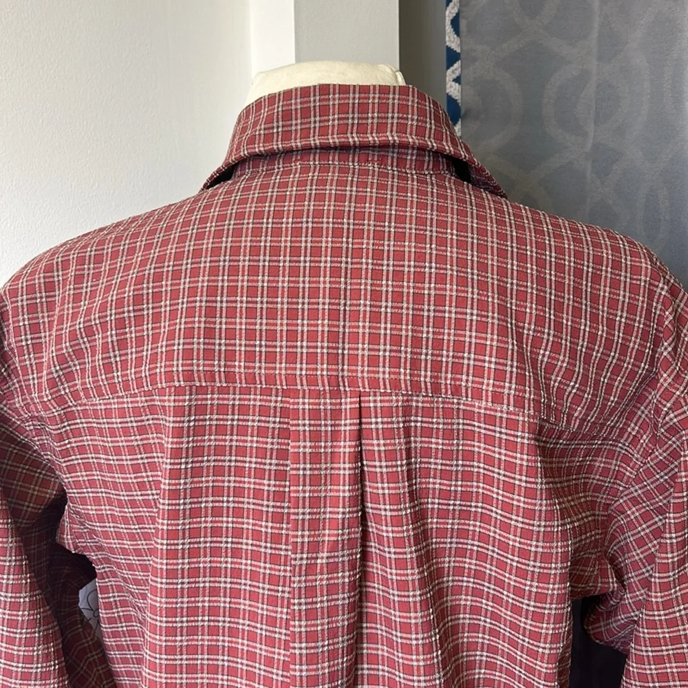 The North Face Red Plaid Button‎ Down Shirt Textured Outdoors Gorpcore M